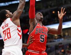 雷电竞-赛地聚焦——NBA总决赛冲刺阶段热度飙升，迈阿密热火远射贴柱，管理层满意，心理建设被强调的简单介绍