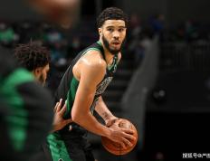 雷竞技-关于塔图姆回归赛场，比分优势明显首场状态亮眼，TES观众沸腾！的信息