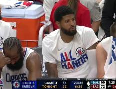 雷电竞-西亚卡姆连续十二场比赛得分超过惊险取胜，快船挑战极限！的简单介绍