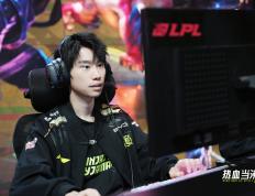 雷竞技- 足球不死鸟十四场推荐 