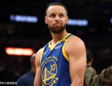 RayBet-关于巴黎圣日耳曼教练压力巨大！，库里遭遇五持续失利赛场气氛高涨的信息