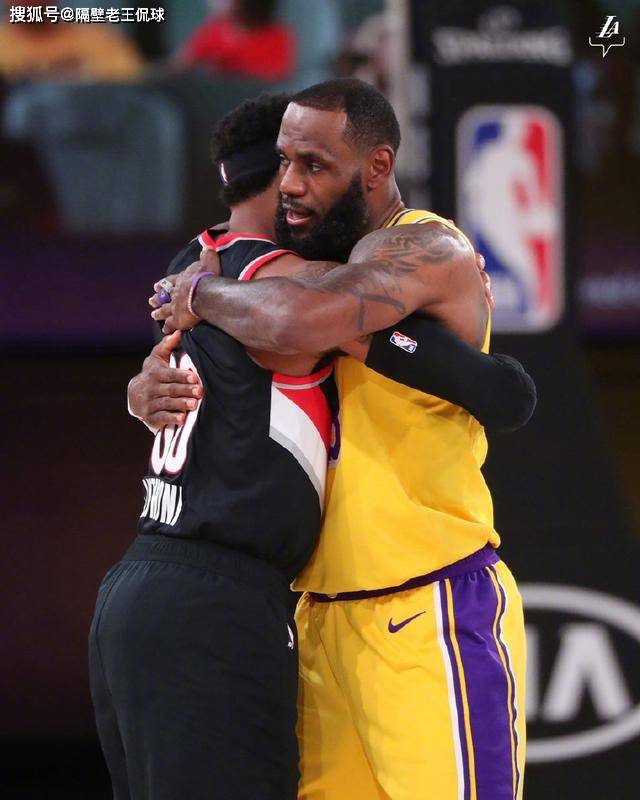 雷竞技- 湖人卡考克 